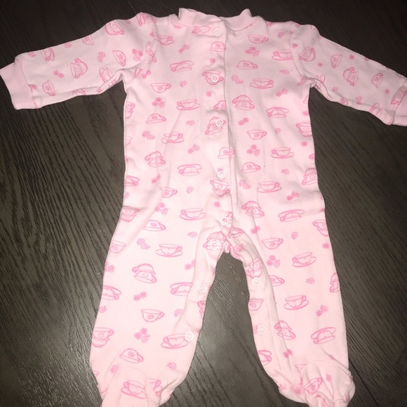 Gerber Pajamas Two Sleepers And One Onesie Poshmark